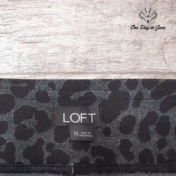 Loft Leopard Ankle Leggings Size XS - Picture 2 of 6